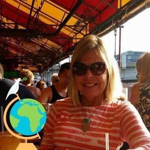 Meet your Posher, Caroline